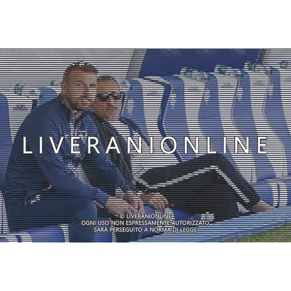 Paolo Zanetti Head Coach of Hellas Verona FC speaks to Maurizio Setti Chairman of Hellas Verona FCduring Como 1907 FC vs Hellas Verona FC, 6° Serie A Enilive 2024-25 game at G. Sinigaglia stadium in Como (CO), Italy, on September 29, 2024. (Photo by Davide Casentini)/ AGENZIA ALDO LIVERANI SAS