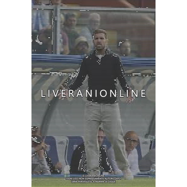 Cesc Fabregas Head Coach of Como 1907 gestures during Como 1907 FC vs Hellas Verona FC, 6° Serie A Enilive 2024-25 game at G. Sinigaglia stadium in Como (CO), Italy, on September 29, 2024. (Photo by Davide Casentini)/ AGENZIA ALDO LIVERANI SAS