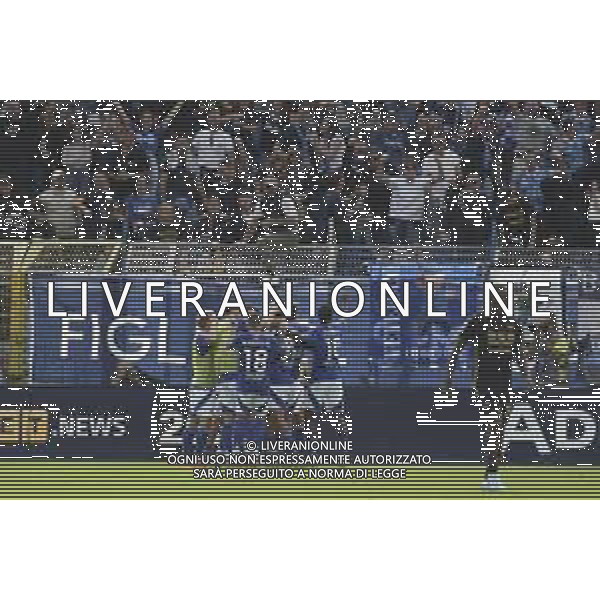 Patrick Cutrone of Como 1907 celebrates after scoring second gol during Como 1907 FC vs Hellas Verona FC, 6° Serie A Enilive 2024-25 game at G. Sinigaglia stadium in Como (CO), Italy, on September 29, 2024. (Photo by Davide Casentini)/ AGENZIA ALDO LIVERANI SAS