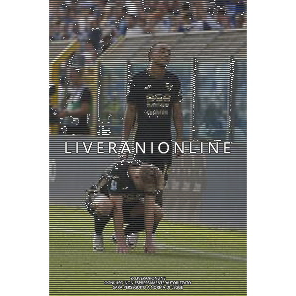 Dailon Rocha Livramento of Hellas Verona FC FC and Martin Frese of Hellas Verona FC expresses disappointment at the end of Como 1907 FC vs Hellas Verona FC, 6° Serie A Enilive 2024-25 game at G. Sinigaglia stadium in Como (CO), Italy, on September 29, 2024. (Photo by Davide Casentini)/AGENZIA ALDO LIVERANI SAS