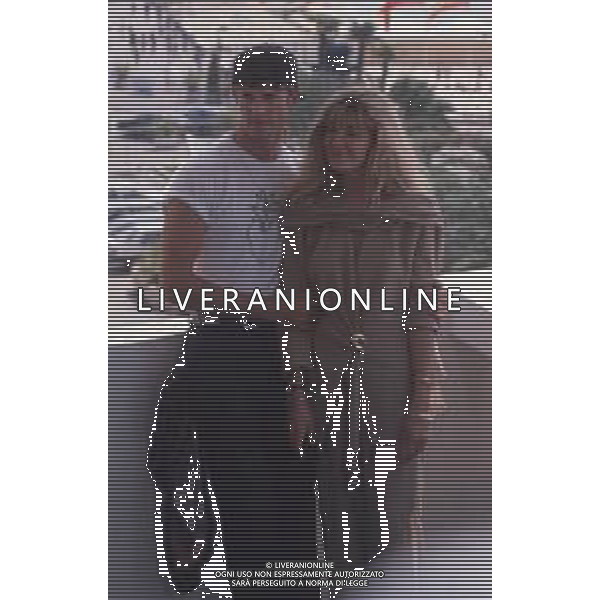 DIAP-RETROSPETTIVA RUPERT EVERETT ATTORE NELLA FOTO RUPERT EVERETT E NATASHA RICHARDSON A CANNES NELL\'ANNO 1990 AG ALDO LIVERANI SAS