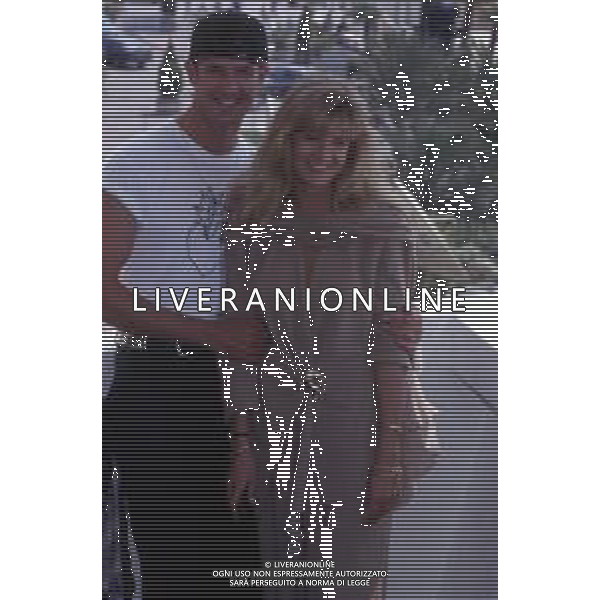 DIAP-RETROSPETTIVA RUPERT EVERETT ATTORE NELLA FOTO RUPERT EVERETT E NATASHA RICHARDSON A CANNES NELL\'ANNO 1990 AG ALDO LIVERANI SAS