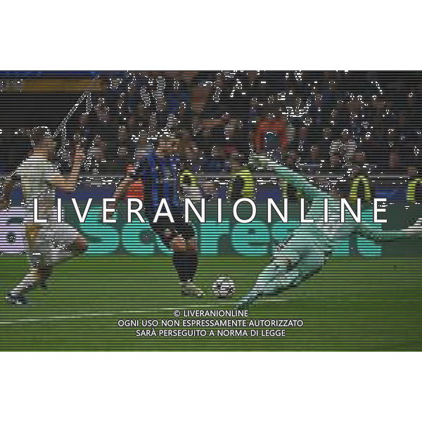 Inter vs Stella Rossa nella foto Henrikh Mkhitaryan (Inter) occasione da gol Milano 01-10-2024 Stadio Giuseppe Meazza - San Siro UEFA Champions League fase a girone unico - 2a giornata foto Roberto Garavaglia/Agenzia Aldo Liverani sas/AGENZIA ALDO LIVERANI SAS