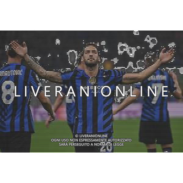 Inter vs Stella Rossa nella foto Hakan Calhanoglu (Inter) esultanza dopo il gol dell\'1 a 0 Milano 01-10-2024 Stadio Giuseppe Meazza - San Siro UEFA Champions League fase a girone unico - 2a giornata foto Roberto Garavaglia/Agenzia Aldo Liverani sas/AGENZIA ALDO LIVERANI SAS
