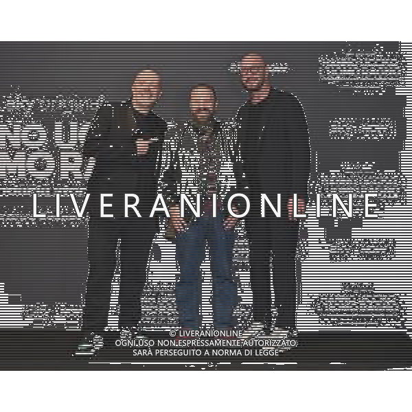 TVRG Photocall Hanno Ucciso Uomo Ragno nella foto da SX Max Pezzali, Cisco Francesco Bertolotti e Walter Zenga Milano 03-10-2024 Photocall in occasione della presentazione della serie TV Hanno Ucciso l\'Uomo Ragno foto Roberto Garavaglia/Agenzia Aldo Liverani sas