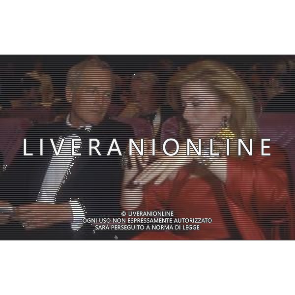 DIAP-RETROSPETTIVA CATHERINE DENEUVE ATTRICE NELLA FOTO CATHERINE DENEUVECON PAUL NEWMAN A CANNES NELL\'ANNO 1987 PH DAVIDE MANDRINI-AG ALDO LIVERANI SAS 