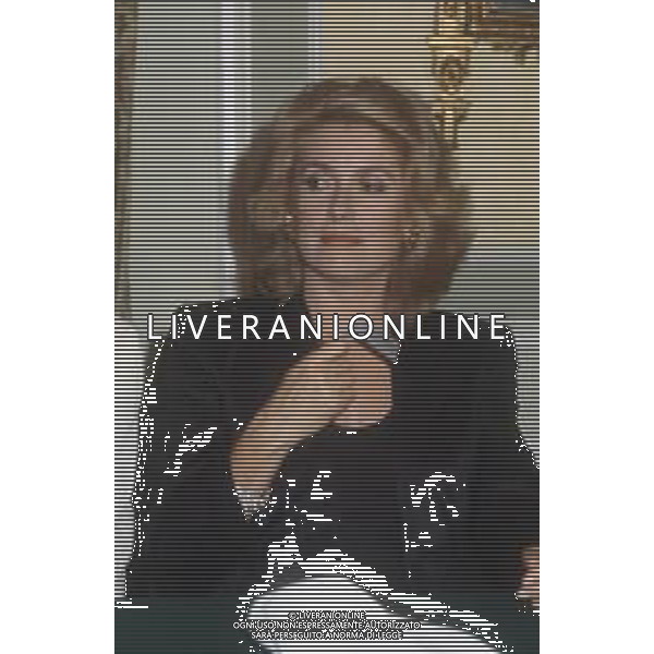 DIAP-RETROSPETTIVA CATHERINE DENEUVE ATTRICE NELLA FOTO CATHERINE DENEUVE A ROMA NELL\'ANNO 1985 PH EDGARDO DELLA SCORCIOSA-AG ALDO LIVERANI SAS 