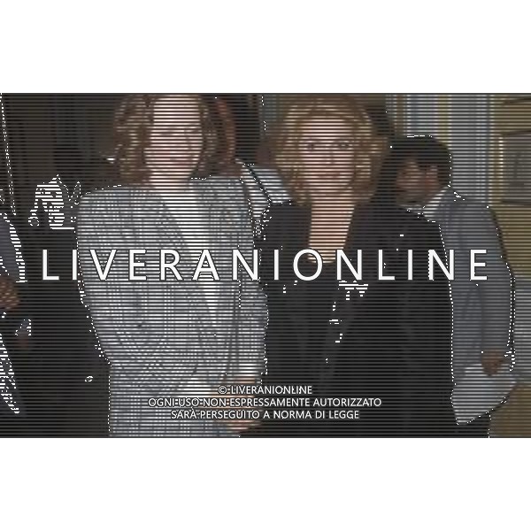 DIAP-RETROSPETTIVA CATHERINE DENEUVE ATTRICE NELLA FOTO CATHERINE DENEUVE CON LIV ULLMANN A ROMA NELL\'ANNO 1985 PH EDGARDO DELLA SCORCIOSA-AG ALDO LIVERANI SAS 