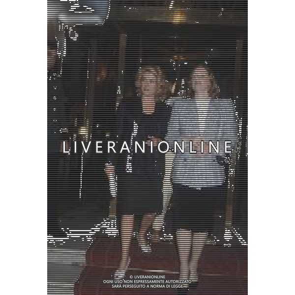 DIAP-RETROSPETTIVA CATHERINE DENEUVE ATTRICE NELLA FOTO CATHERINE DENEUVE CON LIV ULLMANN A ROMA NELL\'ANNO 1985 PH EDGARDO DELLA SCORCIOSA-AG ALDO LIVERANI SAS 
