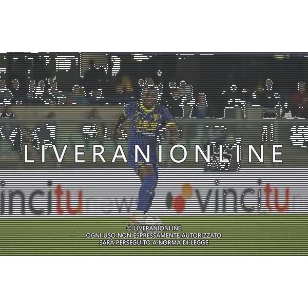 Daniel Mosquera of Hellas Verona FC play the ball during Hellas Verona FC vs Venezia FC , 7° Serie A Enilive 2024-25 game at Marcantonio Bentegodi Stadium in Verona (VR), Italy, on October 04, 2024. (Photo by Davide Casentini) AG ALDO LIVERANI SAS