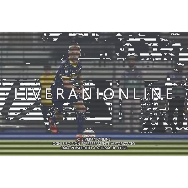 Ondrej Duda of Hellas Verona FC play the ball during Hellas Verona FC vs Venezia FC , 7° Serie A Enilive 2024-25 game at Marcantonio Bentegodi Stadium in Verona (VR), Italy, on October 04, 2024. (Photo by Davide Casentini) AG ALDO LIVERANI SAS