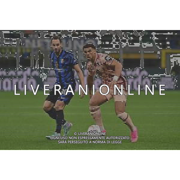 Inter vs Torino nella foto Hakan Calhanoglu (Inter) e Chè Adams (Torino) Milano 05-10-2024 Stadio Giuseppe Meazza - San Siro Campionato Serie A Enilive - 7a giornata foto Roberto Garavaglia/Agenzia Aldo Liverani sas/ AGENZIA ALDO LIVERANI SAS