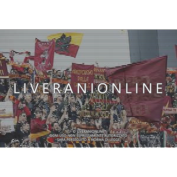 Roma fans show their support during AC Monza vs AS Roma, 7° Serie A Enilive 2024-25 game at U-Power stadium in Monza (MB), Italy, on October 06, 2024. (Photo by Davide Casentini) ag aldo liverani sas
