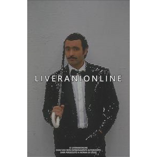 DIP-RETROSPETTIVA DIEGO ABATANTUONO ATTORE NELLA FOTO DIEGO ABATANTUONO NELL\'ANNO 1988 FILM “I CAMMELLI“ AG THEMA-AG ALDO LIVERANI SAS