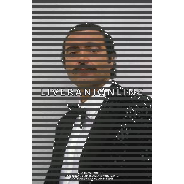 DIP-RETROSPETTIVA DIEGO ABATANTUONO ATTORE NELLA FOTO DIEGO ABATANTUONO NELL\'ANNO 1988 FILM “I CAMMELLI“ AG THEMA-AG ALDO LIVERANI SAS