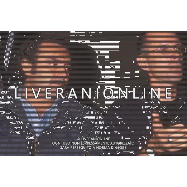 DIAP-RETROSPETTIVA DIEGO ABATANTUONO ATTORE NELLA FOTO DIEGO ABATANTUONO CON GABRIELE SALVATORES CON LA STATUETTA DELL\'OSCAR PER IL FILM “MEDITERRANEO “ANNO 1991 AG ALDO LIVERANI SAS