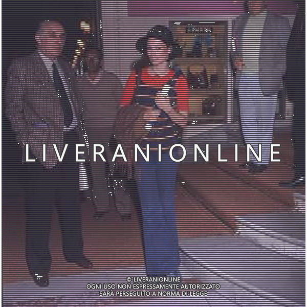 DIAP-RETROSPETTIVA GERALDINE CHAPLIN ATTRICE NELLA FOTO GERALDINE CHAPLIN A CANNES NELL\'ANNO 1974 AG ALDO LIVERANI SAS