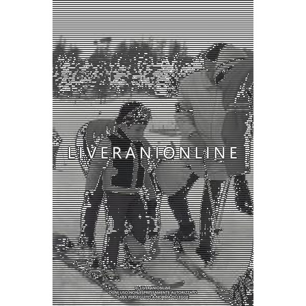 NEG-RETROSPETTIVA MOHAMMAD REZA PAHLAVI SCIA\' DI PERSIA NELLA FOTO MOHAMMAD REZA PAHLAVI SCIA\' DI PERSIA CON LA FAMIGLIA A SAINT MORITZ NELL\'ANNO 1970 AG ALDO LIVERANI SAS 