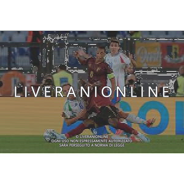 TVEM October 10, 2024 in Roma, Italy. Italy vs Belgium, UEFA Nations League 2024/25 League A Group A2 match - Olympic Stadium. In the pic: Davide Frattesi of Italy in action against Jérémy Doku of Belgium ©Emmanuele Matrodonato/AGENZIA ALDO LIVERANI SAS