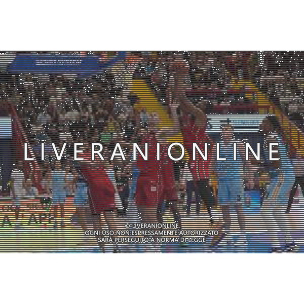 Napoli Trieste Campionato Basket Serie A1 - 06.10.2024 Nella foto: Markel Brown, Jarrod Uthoff Foto Mosca, Ag. Liverani /AGENZIA ALDO LIVERANI SAS