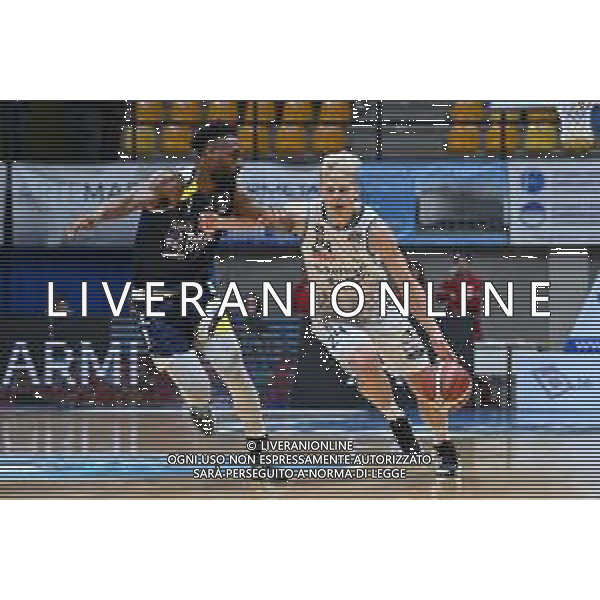 TVRG Cantu\' vs Torino nella foto Kevion Taylor (Torino) SX e Jonaas Riismaa (Cantù) DX Acqua San Bernardo Cantu\' vs Reale Mutua Torino Desio (MB) 06-06-2024 Pala FitLine Campionato Serie A2 Old Wild West - 4a giornata foto Roberto Garavaglia/Agenzia Aldo Liverani sas