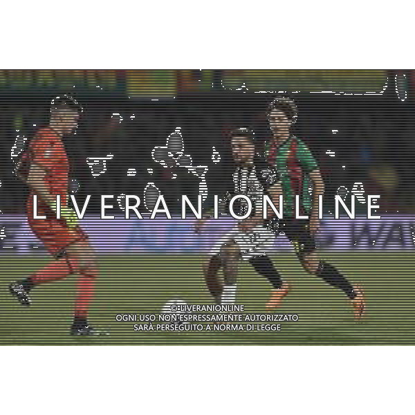 Ternana vs Ascoli - Campionato Serie C Now - 9 giornata Stadio L.Liberati - Terni 13-10-2024 nella foto Vannucchi anticipa D\'Uffizi ©Federico Gaetano/AGENZIA ALDO LIVERANI SAS