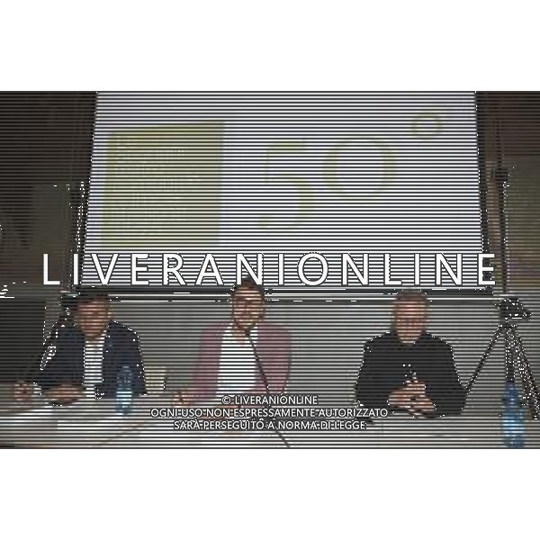 IMOLA 14 10 2024 CONFERENZA STAMPA "cartellone della stagione di prosa 2024/25 del Teatro comunale Ebe Stignani" NELLA FOTO DA SINISTRA SINDACO MARCO PANIERI,ASSESSORE ALLA CULTURA GIACOMO GAMBI E DIRETTORE DEL TEATRO EBE STIGNANI LUCA REBEGGIANI ©SANNA/AGENZIA ALDO LIVERANI SAS