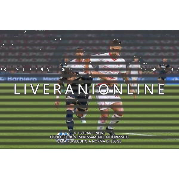 TVEM October 18, 2024 Bari, Italy - SSC Bari vs US Catanzaro - Italian soccer serie B 2024/25 - San Nicola Stadium. In the pic: Mattia Compagnon of US Catanzaro 1929 in action against Mattia Maita of SSC Bari foto emmanuele mastrodonato-ag aldo liverani sas
