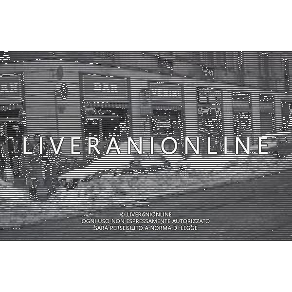 NEG-MILANO FORTE NEVICATA NELLA CIITA\' ANNO 1985 AG ALDO LIVERANI SAS