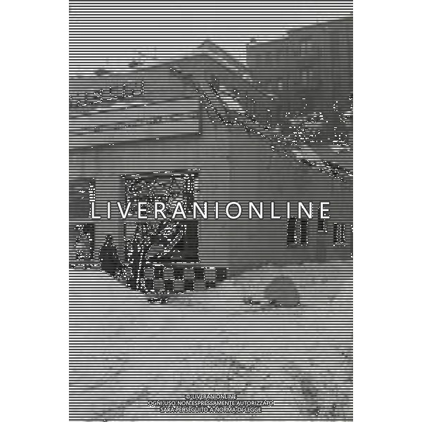 NEG-MILANO FORTE NEVICATA NELLA CIITA\' ANNO 1985 AG ALDO LIVERANI SAS