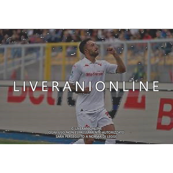 TVEM October 20, 2024 Lecce, Italy - US Lecce vs ACF Fiorentina - Italian soccer serie A 2024/25 - Via Del Mare Stadium. In the pic: Danilo Cataldi of Fiorentina celebrates after scoring a goal foto emmanuele mastrodonato-ag aldo liverani sas