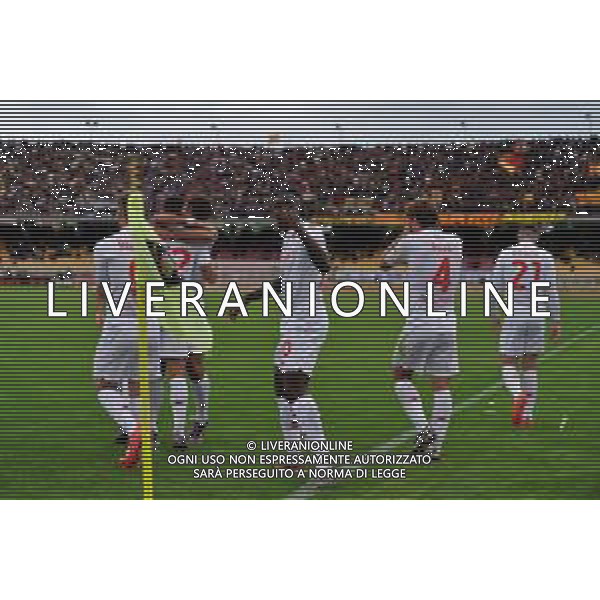 TVEM October 20, 2024 Lecce, Italy - US Lecce vs ACF Fiorentina - Italian soccer serie A 2024/25 - Via Del Mare Stadium. In the pic: Danilo Cataldi of Fiorentina celebrates after scoring a goal with teammates foto emmanuele mastrodonato-ag aldo liverani sas