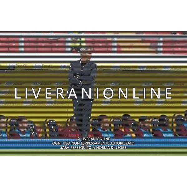 TVEM October 20, 2024 Lecce, Italy - US Lecce vs ACF Fiorentina - Italian soccer serie A 2024/25 - Via Del Mare Stadium. In the pic: coach Luca Gotti of US Lecce foto emmanuele mastrodonato-ag aldo liverani sas