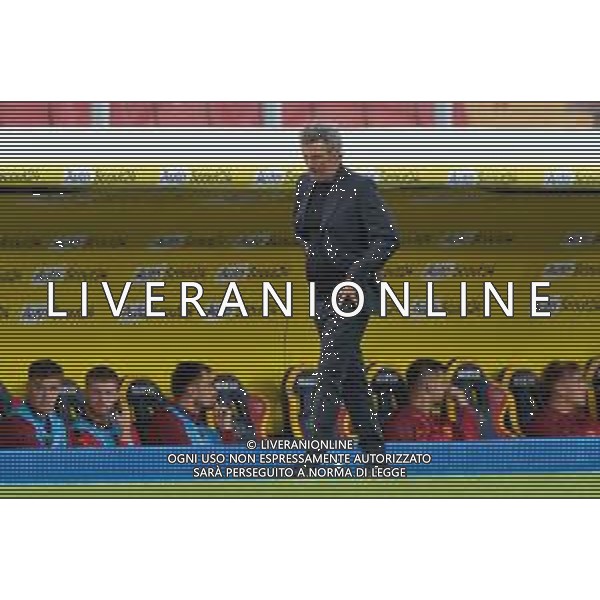 TVEM October 20, 2024 Lecce, Italy - US Lecce vs ACF Fiorentina - Italian soccer serie A 2024/25 - Via Del Mare Stadium. In the pic: coach Luca Gotti of US Lecce disappointment foto emmanuele mastrodonato-ag aldo liverani sas