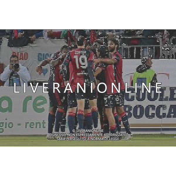 20-10-2024. Cagliari calcio-F.C. Torino 8° giornata Serie A calcio Italia 2024/2025, stadio Unipol Domus Cagliari. Foto Salvatore Moi/Agenzia Aldo Liverani s.as. Nella foto: Gol ed esultanza del Cagliari contro Torino in casa allo stadio Unipol Domus. Segna:Nocolas Viola Cagliari ©MOI SALVATORE/AGENZIA ALDO LIVERANI SAS