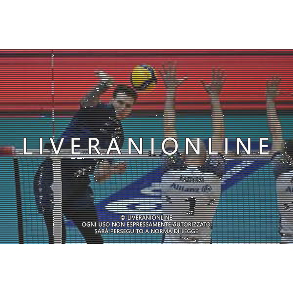 TVRG Monza vs Milano nella foto Arthur Szwarc (Vero Volley Monza) Monza 20-10-2024 Opiquad Arena Mint Vero Volley Monza vs Allianz Powervolley Milano SuperLega Credem Banca - 4a giornata regular season foto Roberto Garavaglia/Agenzia Aldo Liverani sas