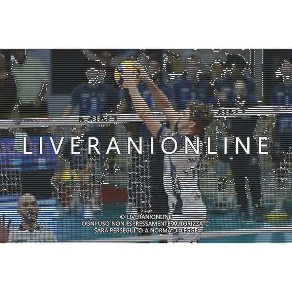 TVRG Monza vs Milano nella foto Paolo Porro (Powervolley Milano) Monza 20-10-2024 Opiquad Arena Mint Vero Volley Monza vs Allianz Powervolley Milano SuperLega Credem Banca - 4a giornata regular season foto Roberto Garavaglia/Agenzia Aldo Liverani sas