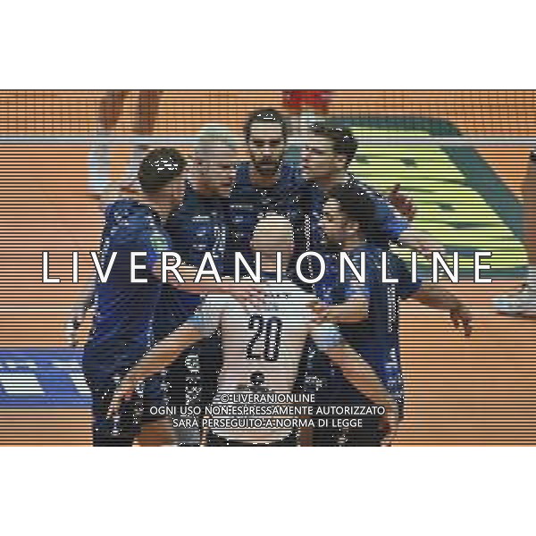 TVRG Monza vs Milano nella foto esultanza Vero Volley Monza dopo un punto Monza 20-10-2024 Opiquad Arena Mint Vero Volley Monza vs Allianz Powervolley Milano SuperLega Credem Banca - 4a giornata regular season foto Roberto Garavaglia/Agenzia Aldo Liverani sas