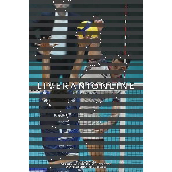 TVRG Monza vs Milano nella foto Yacine Louati (Powervolley Milano) Monza 20-10-2024 Opiquad Arena Mint Vero Volley Monza vs Allianz Powervolley Milano SuperLega Credem Banca - 4a giornata regular season foto Roberto Garavaglia/Agenzia Aldo Liverani sas