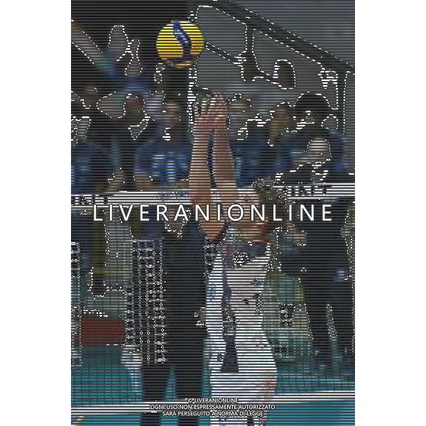 TVRG Monza vs Milano nella foto Paolo Porro (Powervolley Milano) Monza 20-10-2024 Opiquad Arena Mint Vero Volley Monza vs Allianz Powervolley Milano SuperLega Credem Banca - 4a giornata regular season foto Roberto Garavaglia/Agenzia Aldo Liverani sas