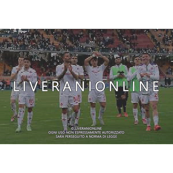 TVEM October 20, 2024 Lecce, Italy - US Lecce vs ACF Fiorentina - Italian soccer serie A 2024/25 - Via Del Mare Stadium. In the pic: the Fiorentina players applauds fans foto emmanuele mastrodonato-ag aldo liverani sas