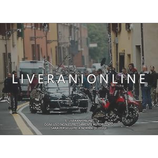 IMOLA 22 10 2024 VIA VERDI INIZIANO LE RIPRESE PER LA serie Netflix in sei puntate con Luca Argentero NELLA FOTO UNA SCENA DELLA SERIE FOTO GIANNI SANNA-AG ALDO LIVERANI SAS