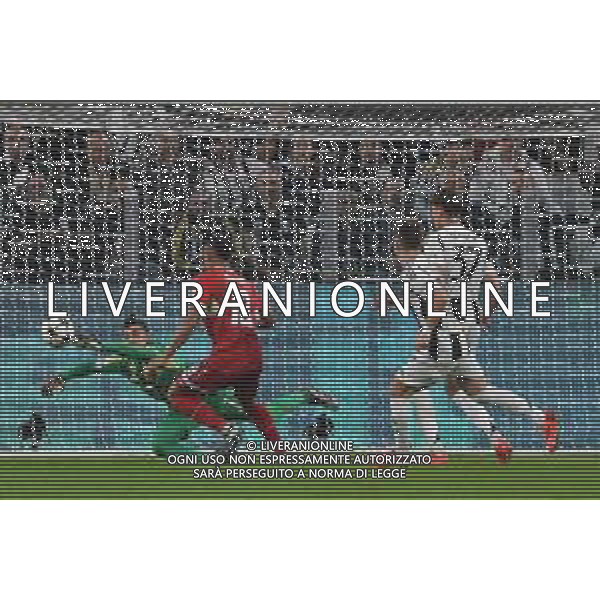 Torino 22.10.2024 Allianz Stadium ©Manuela Viganti/Agenzia Aldo Liverani Juventus vs Stoccarda Uefa Champions League 3a giornata 2024/2025 Nella foto: parata di mattia perin ©Viganti-AGENZIA ALDO LIVERANI SAS