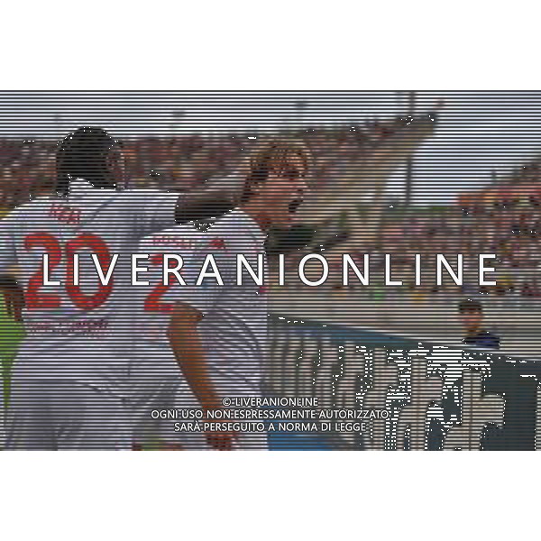 TVEM October 20, 2024 Lecce, Italy - US Lecce vs ACF Fiorentina - Italian soccer serie A 2024/25 - Via Del Mare Stadium. In the pic: Edoardo Bove of Fiorentina celebrates foto emmanuele mastrodonato-ag aldo liverani sas