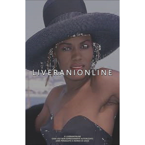 DIAP-RETROSPETTIVA GRACE JONES CANTANTE E ATTRICE NELLA FOTO GRACE JONES NELL\'ANNO 1987 A CANNES AG ALDO LIVERANI SAS