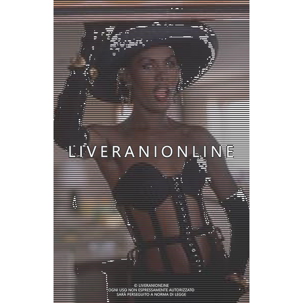 DIAP-RETROSPETTIVA GRACE JONES CANTANTE E ATTRICE NELLA FOTO GRACE JONES NELL\'ANNO 1987 A CANNES AG ALDO LIVERANI SAS