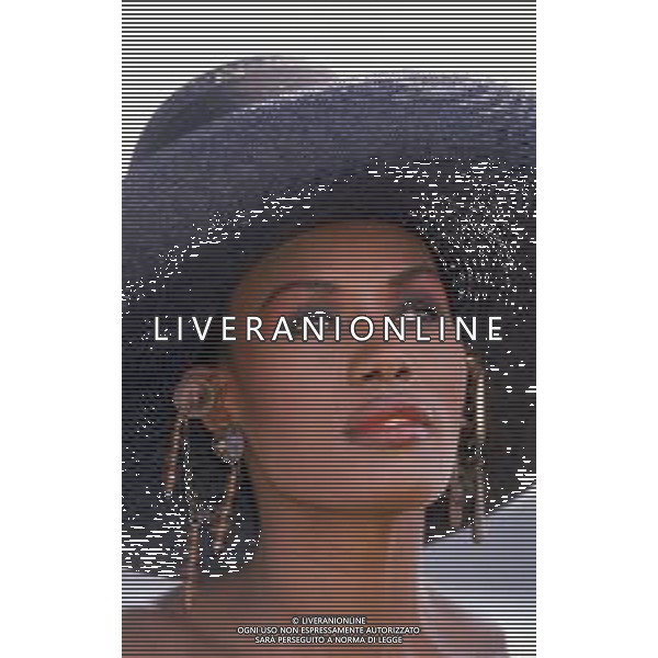 DIAP-RETROSPETTIVA GRACE JONES CANTANTE E ATTRICE NELLA FOTO GRACE JONES NELL\'ANNO 1987 A CANNES AG ALDO LIVERANI SAS