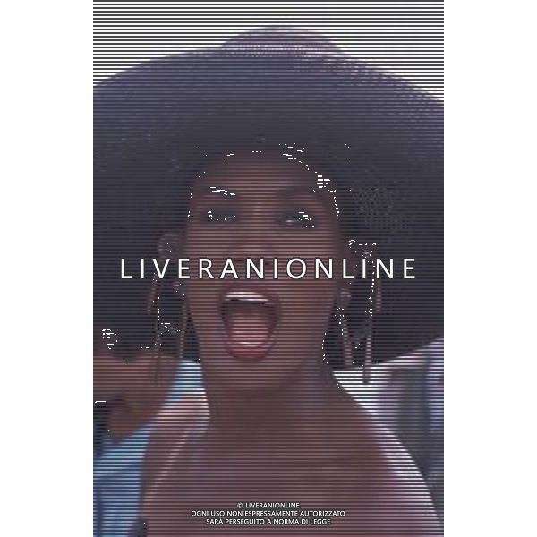 DIAP-RETROSPETTIVA GRACE JONES CANTANTE E ATTRICE NELLA FOTO GRACE JONES NELL\'ANNO 1987 A CANNES AG ALDO LIVERANI SAS