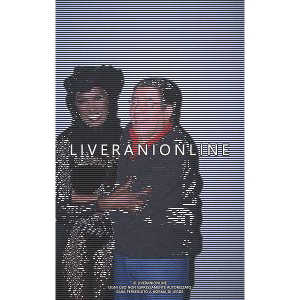 DIAP-RETROSPETTIVA GRACE JONES CANTANTE E ATTRICE NELLA FOTO GRACE JONES CON JERRY LEWIS A MILANO NELL\'ANNO 1993 AG ALDO LIVERANI SAS