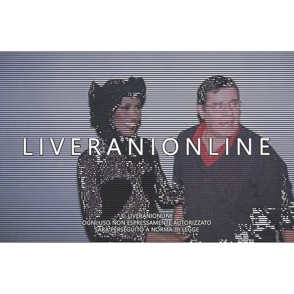 DIAP-RETROSPETTIVA GRACE JONES CANTANTE E ATTRICE NELLA FOTO GRACE JONES CON JERRY LEWIS A MILANO NELL\'ANNO 1993 AG ALDO LIVERANI SAS